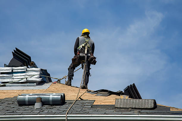 Professional Gutter Installation technician working in San Jacinto, CA